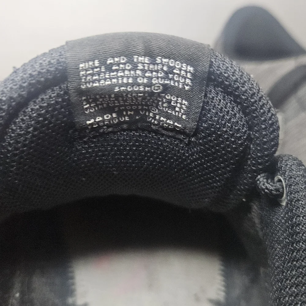 Size 12 - Nike SB Check Solarsoft Canvas Black White - Picture 5 of 9